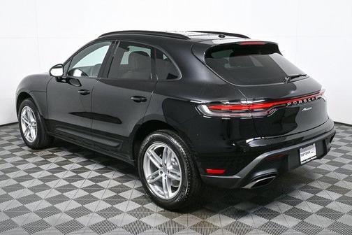 2026 Porsche Macan AWD