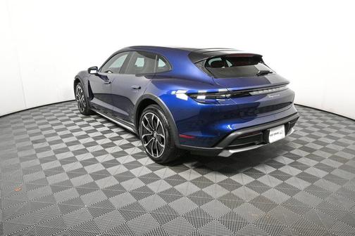 2022 Porsche Taycan 4