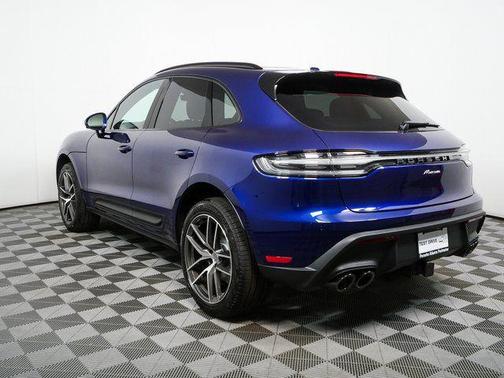 2026 Porsche Macan AWD