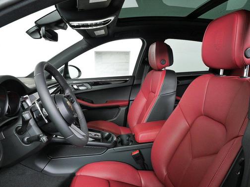 2026 Porsche Macan T