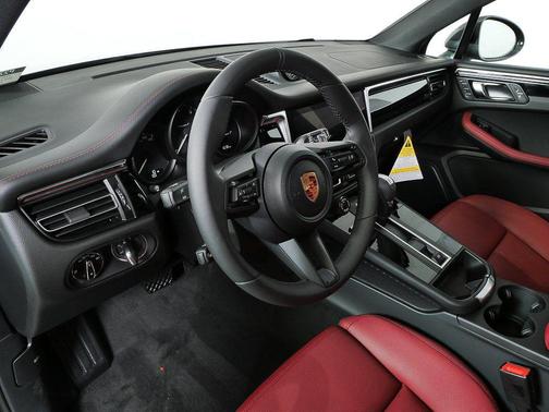 2026 Porsche Macan T