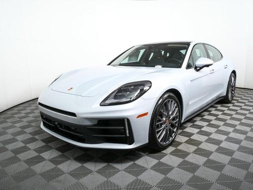 2026 Porsche Panamera RWD