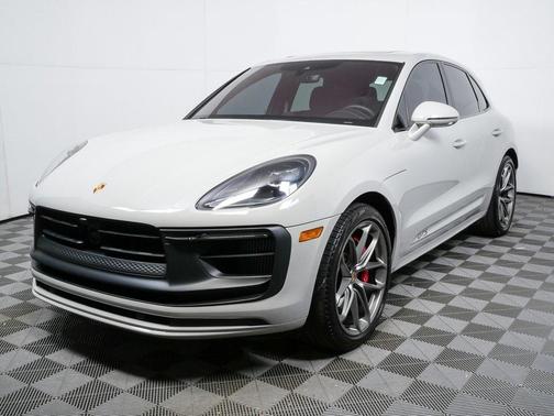 2024 Porsche Macan GTS