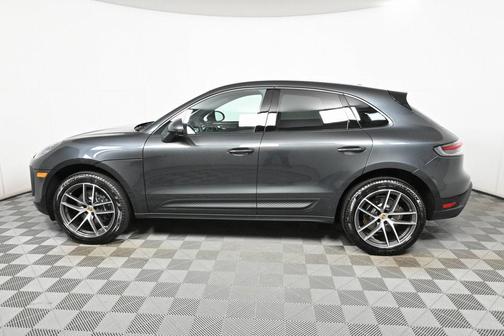 2025 Porsche Macan AWD