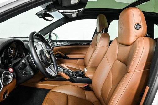 2017 Porsche Cayenne Platinum Edition