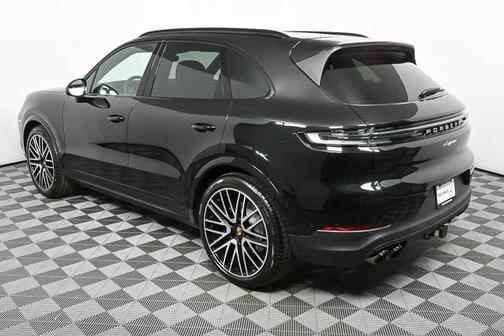2025 Porsche Cayenne AWD