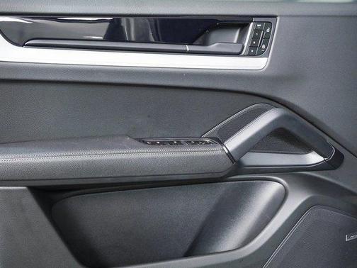 2025 Porsche Cayenne Cayenne