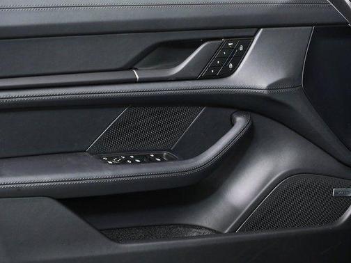 2026 Porsche Taycan 4