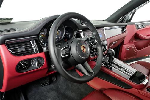 2024 Porsche Macan AWD