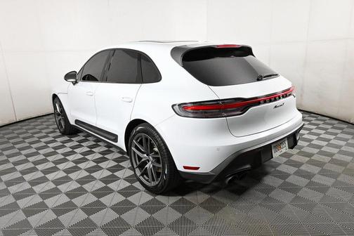 2024 Porsche Macan T