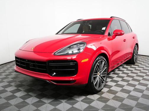 2023 Porsche Cayenne Turbo