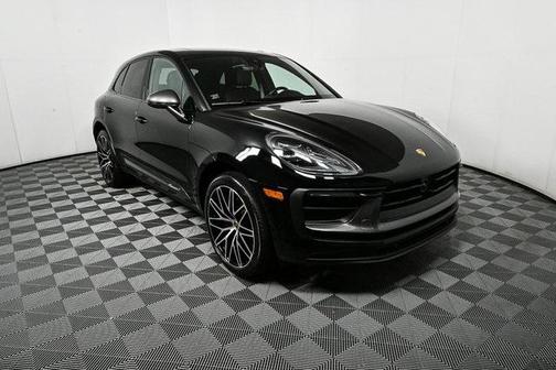 2023 Porsche Macan Base