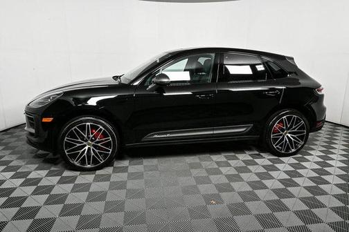 2023 Porsche Macan Base