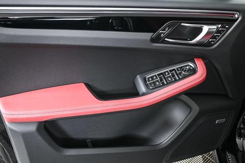 2026 Porsche Macan T