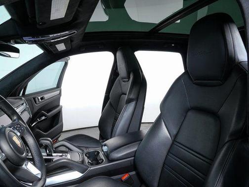 2021 Porsche Cayenne Cayenne Turbo S E-Hybrid
