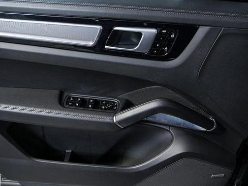 2021 Porsche Cayenne Cayenne Turbo S E-Hybrid