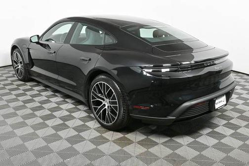 2025 Porsche Taycan RWD