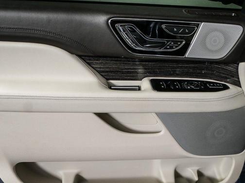 2023 Lincoln Navigator Black Label