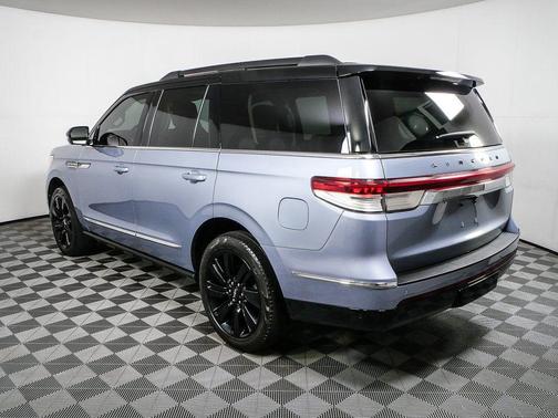 2023 Lincoln Navigator Black Label