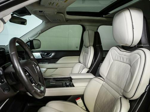 2023 Lincoln Navigator Black Label