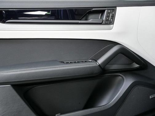 2026 Porsche Cayenne Cayenne E-Hybrid