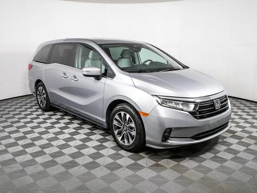 Lunar Silver Metallic 2022 Honda Odyssey EX-L