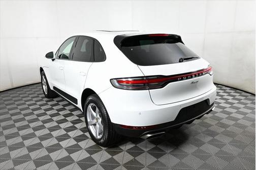2021 Porsche Macan Base