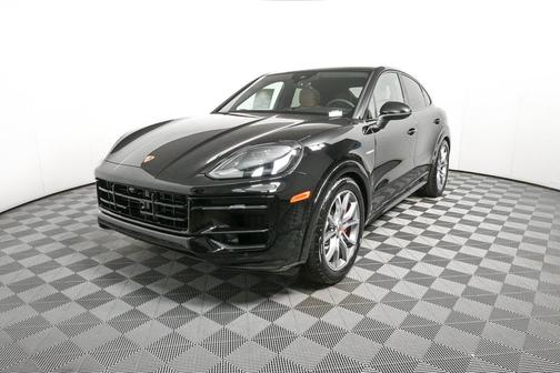2025 Porsche Cayenne S