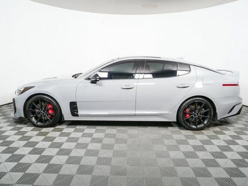 2022 Kia Stinger GT2