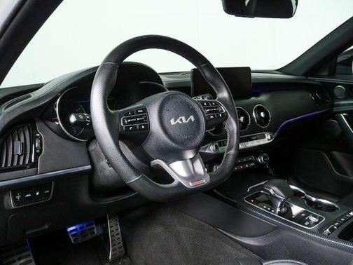 2022 Kia Stinger GT2