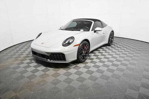 2025 Porsche 911 Targa 4 GTS