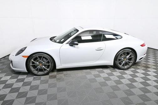 2017 Porsche 911 Carrera