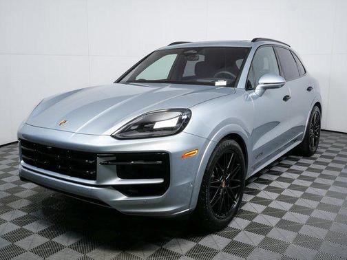 2026 Porsche Cayenne GTS