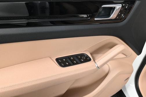 2021 Porsche Cayenne AWD