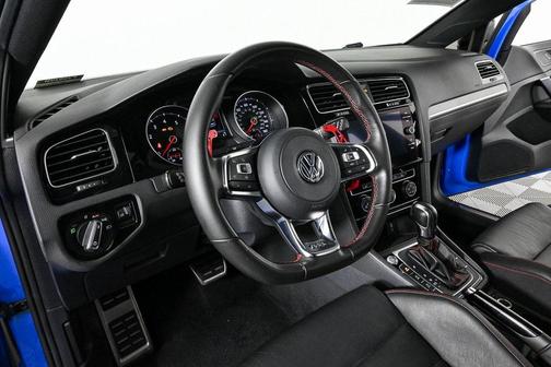 2021 Volkswagen Golf GTI 2.0T SE DSG