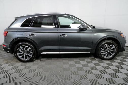 2025 Audi Q5 45 S line Premium Plus