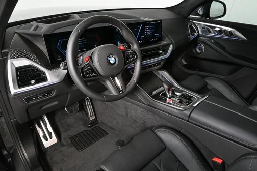 2025 BMW XM AWD