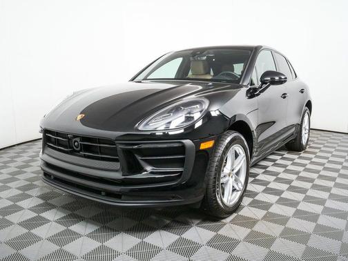 2025 Porsche Macan AWD