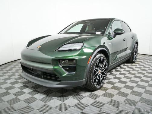 Green 2026 Porsche Macan Macan Electric