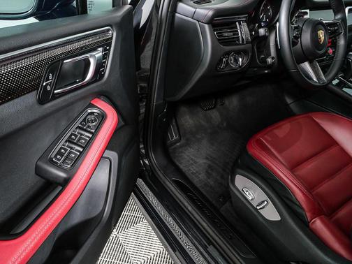 Volcano Grey Metallic 2023 Porsche Macan Macan GTS