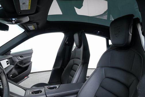 2025 Porsche Taycan RWD