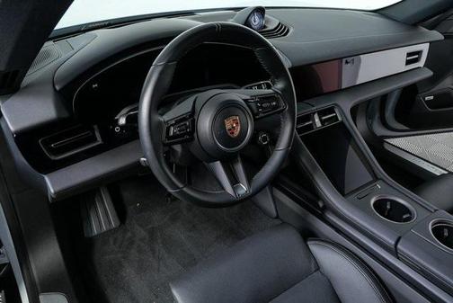 2025 Porsche Taycan RWD