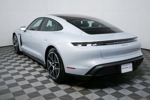 2025 Porsche Taycan RWD