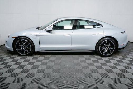 2025 Porsche Taycan RWD