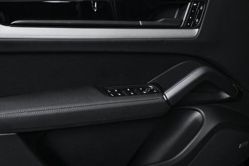 2025 Porsche Cayenne Cayenne