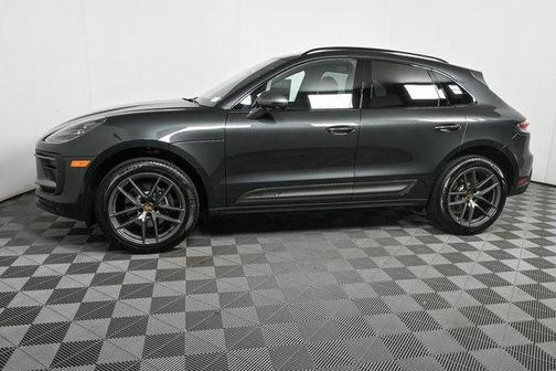 2025 Porsche Macan AWD