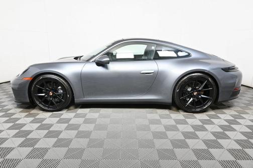 2025 Porsche 911 Carrera T