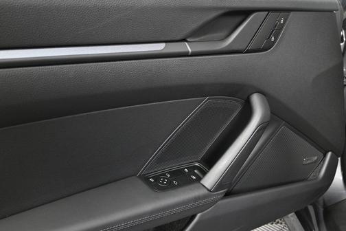 2025 Porsche 911 Carrera T