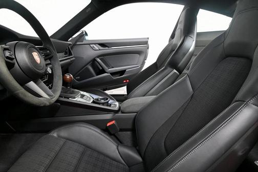 2025 Porsche 911 Carrera T