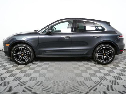 2021 Porsche Macan AWD